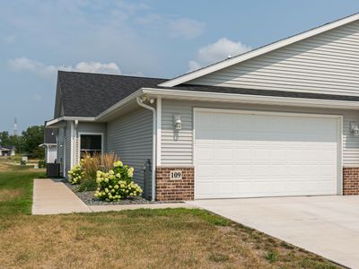 109 Beacon Harbor Cir #0
