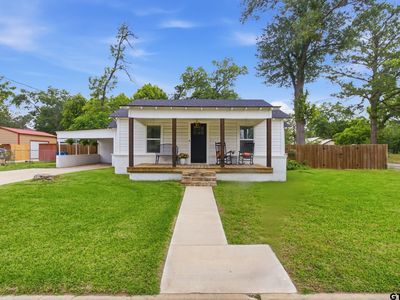 307 Locust St