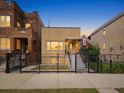906 N Monticello Ave