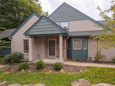 904 Hampton Ct