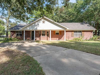 250 Paradise Ln