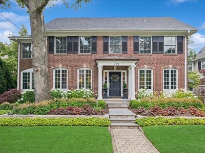 792 Walden Rd