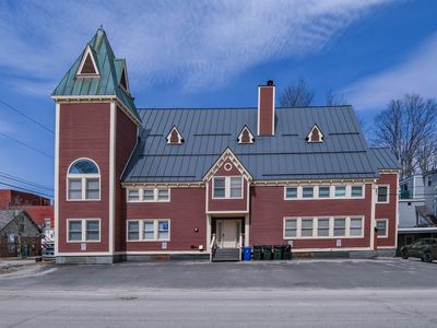 18 Pleasant Street #3