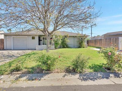 2717 Ribier Way