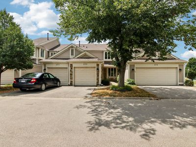 373 Goshawk Ln