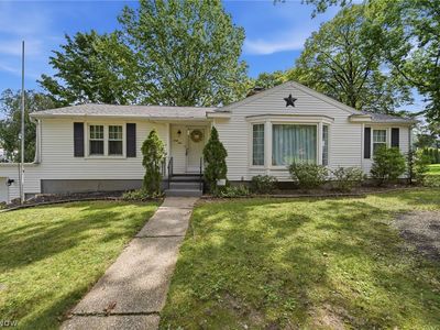 41 8th St NE