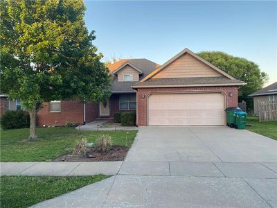 Property at 21811 Lombardo Ln, Peculiar, MO