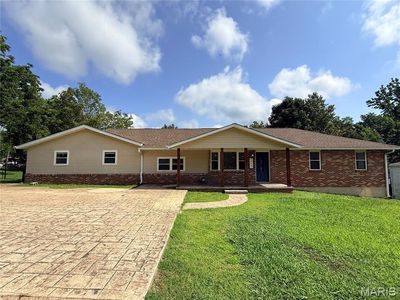 1717 Robert St