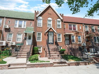 1934 E 29th St #Hse