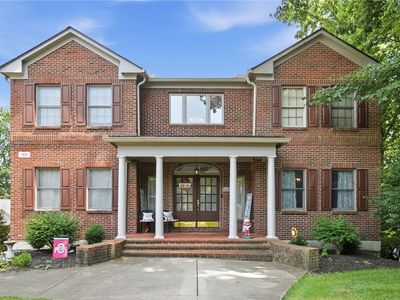 185 Woods Edge Ct