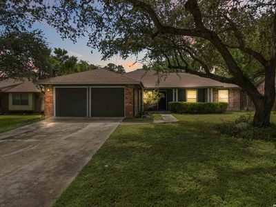1718 Forest Spring