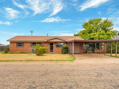 802 Ridgelea Dr
