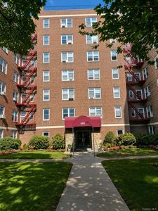 485 Bronx River Road #C24