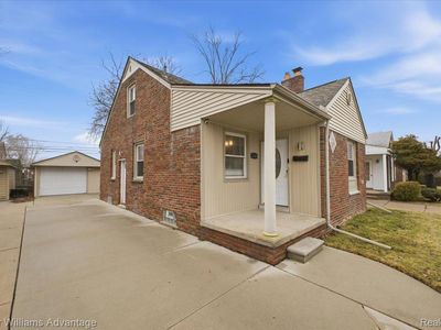 Property at 2145 Vernier Rd, Grosse Pointe Woods, MI