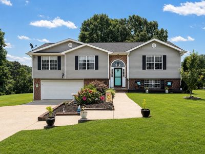 Property at 8618 Brookshadow Dr, Hixson, TN
