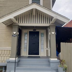 811 Lime Ave