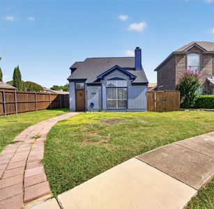 1925 Pinecrest Dr