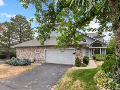 2212 Emerald Drive