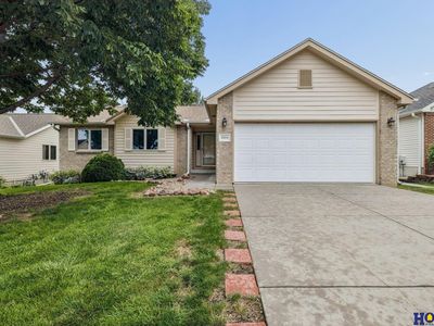 2048 Chloe Ln