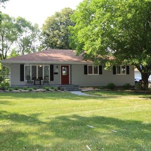 Property at 811 S Carroll St, Rock Rapids, IA