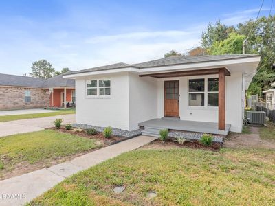 216 Allen St