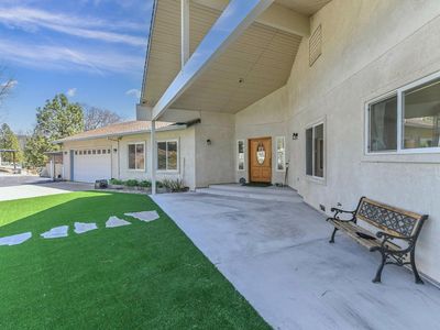 5409 Stagecoach Hill Rd