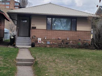 815 6th Ave
