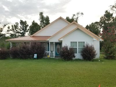244 E Grow St