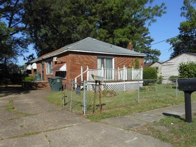 2531 Arkansas Ave
