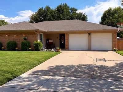 6216 Shirley Dr