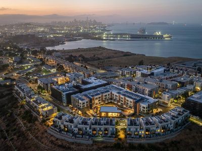 52 Kirkwood Ave #326