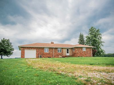 1778 La Prairie Rd