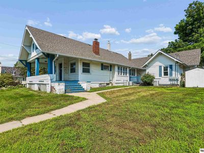5148 Dodge St