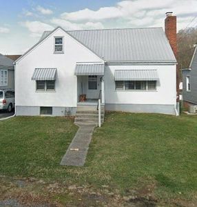 Property at 122 E Phillip St, Covington, VA