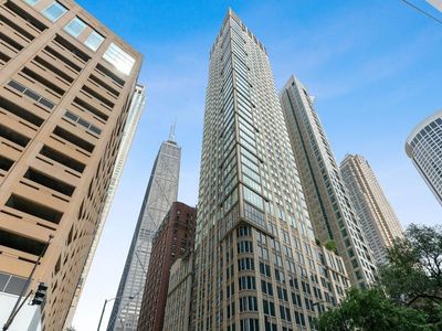 57 E Delaware Pl APT 3905