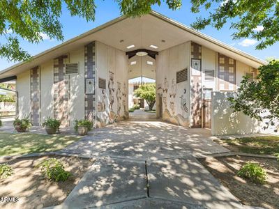 500 W Clarendon Ave UNIT D6