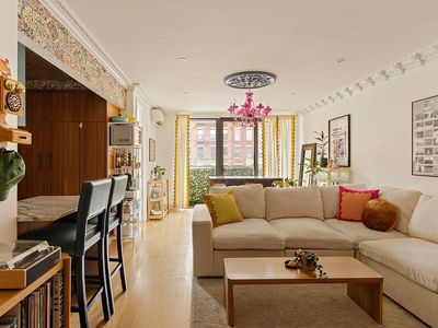 488 4th Ave APT 2