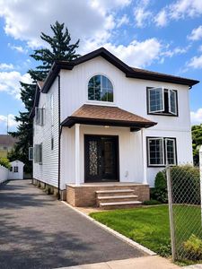 88 Dyckman Avenue