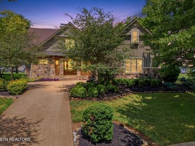 593 Old Barn Ln