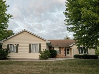 752 Westlawn Dr