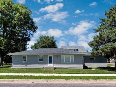 402 N Van Buren Ave