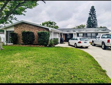 6928 Voltaire Dr