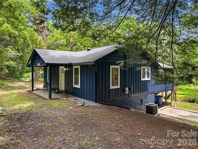 468 Governors View Rd