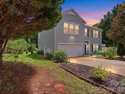 1957 Leesburg Dr