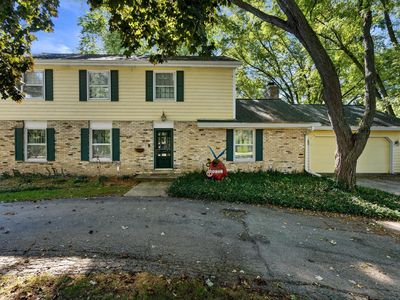 8021 West Evergreen ROAD