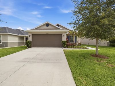 5655 NW Pine Trail Circle