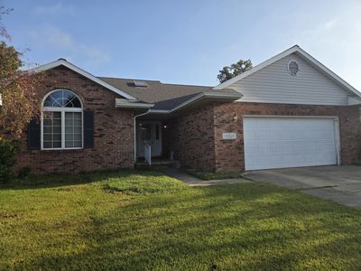 1107 Yorkshire Ct