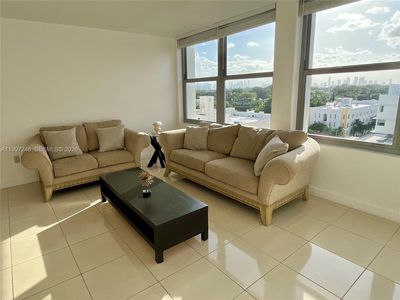 2899 Collins Ave APT 810