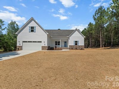 214 Lockhard Cir