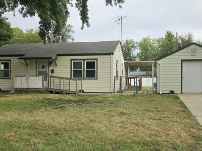 1312 W Regal St